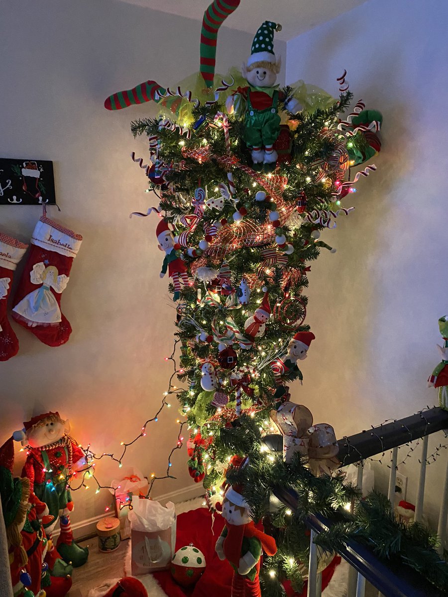 imgapch's tweet photo. @eleftheria119 I have all 3 trees decorated and ready for Christmas!! #barbietree #classicchristmas #upsidedownelftree https://t.co/8KP09GOhup