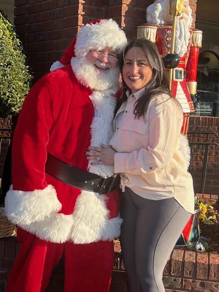 antoniette_ram's tweet photo. Santa, I've been NAUGHTY! 🎅❤️🎄 https://t.co/N3RyybrzjX