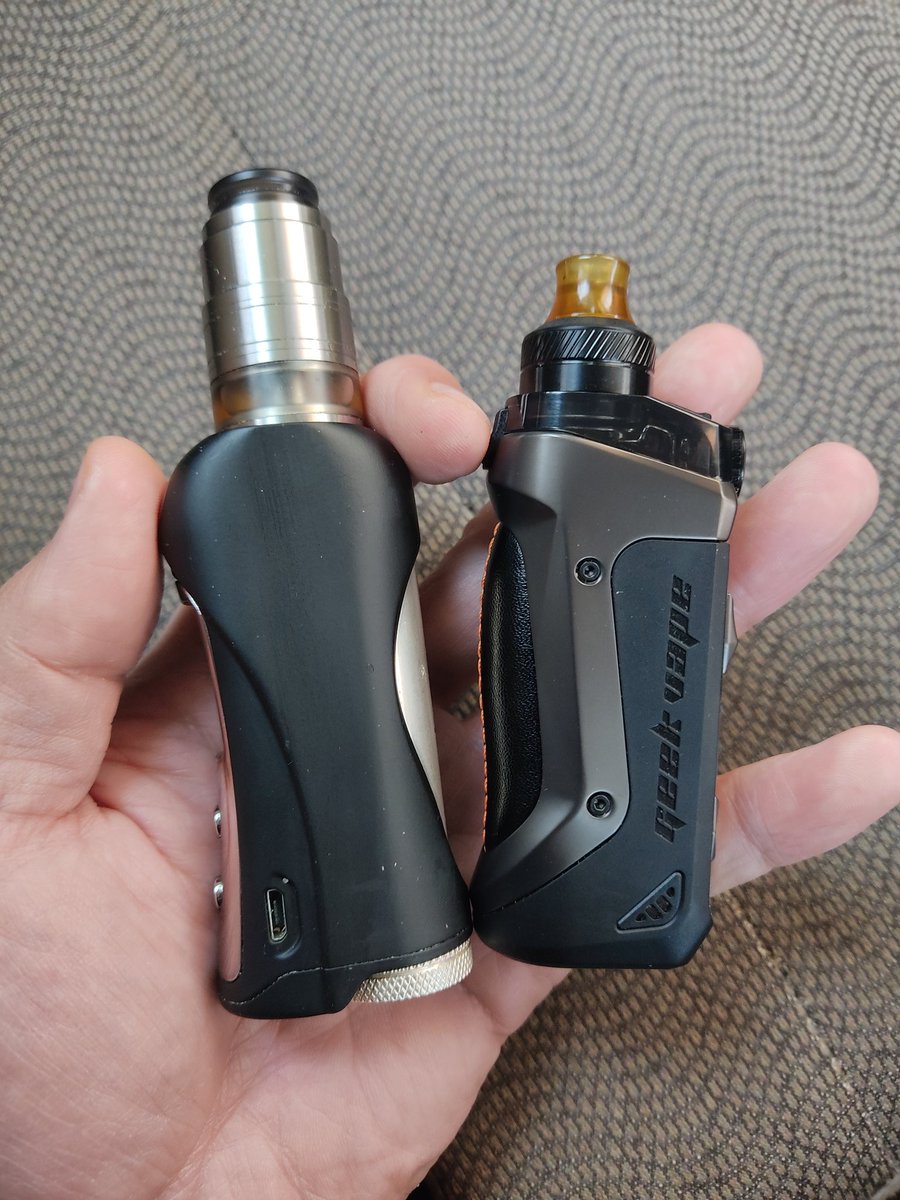 northernstone_'s tweet image. おはようございます⛅
本日の相棒はコイツラで✨
ひさびさAEGIS BOOST登場!

最近コットン臭が気になるなぁ
体調の問題だろか?

てなわけで皆さんも平穏な休日を〜🙋🏻‍♂️
#AegisBoost #KSLboxS