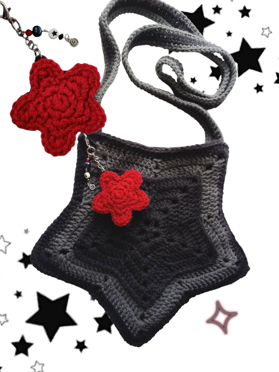 CutiesClubShop's tweet photo. Custom #crochetstarbag ⭐ This comm was so fun to work on! DM me on IG to get a custom started ✨ #crochet #crochetstar #starbag https://t.co/BlQETBuGWn