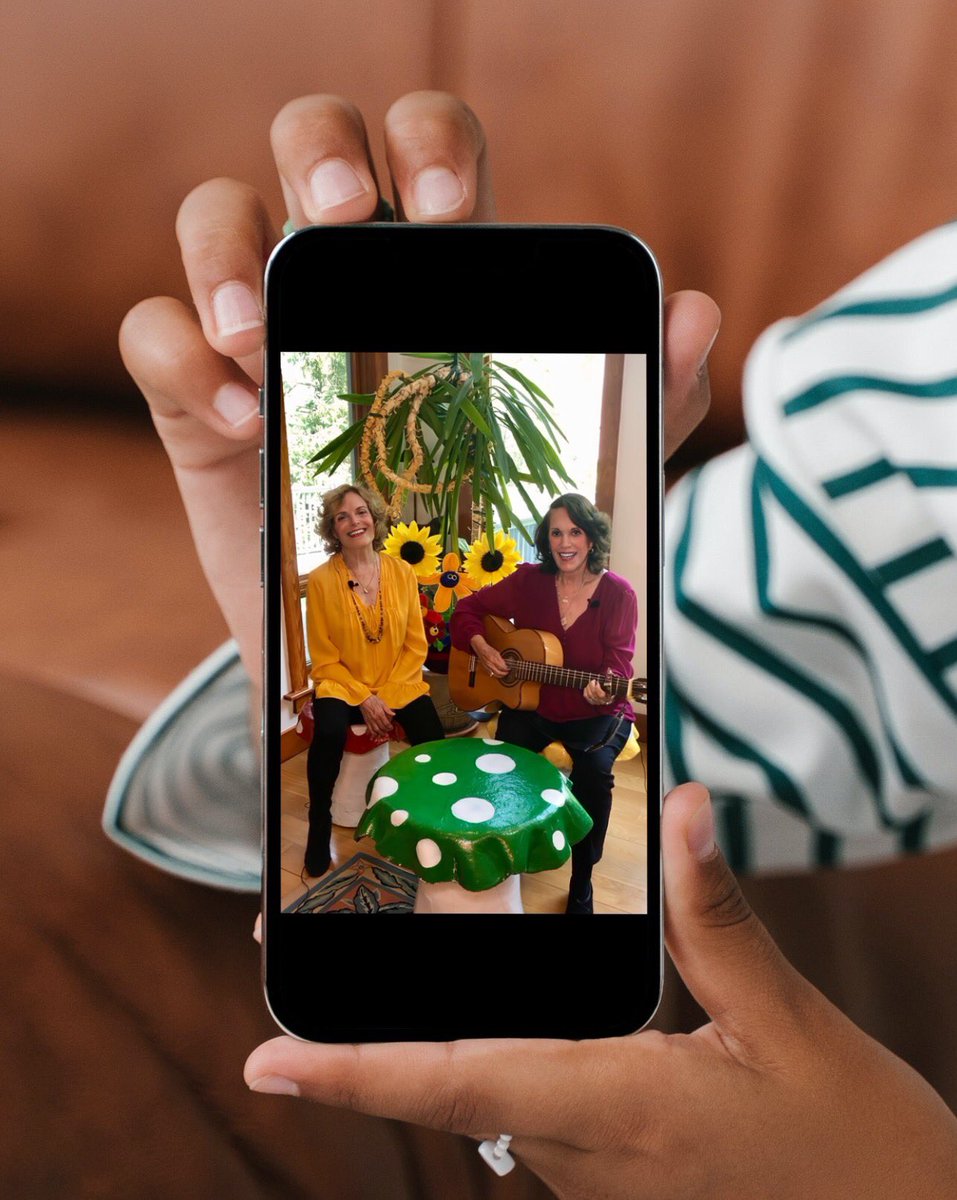 😥”You never said my name!” It haunts us too! So we’re having a one day FLASH SALE on personalized Hello Songs, ends tonight! Order today and you’ll receive your video by Wednesday 12/21. 

Visit: ShopMagicGarden.com

Hope we get to See Ya again! #TMG50