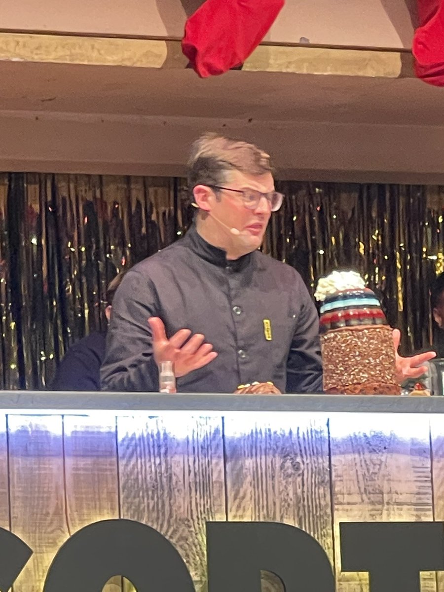 Chloe_Grace24's tweet image. I think this perfectly sums up how pass it on went this evening 😂 @sortedfood #sortedlive