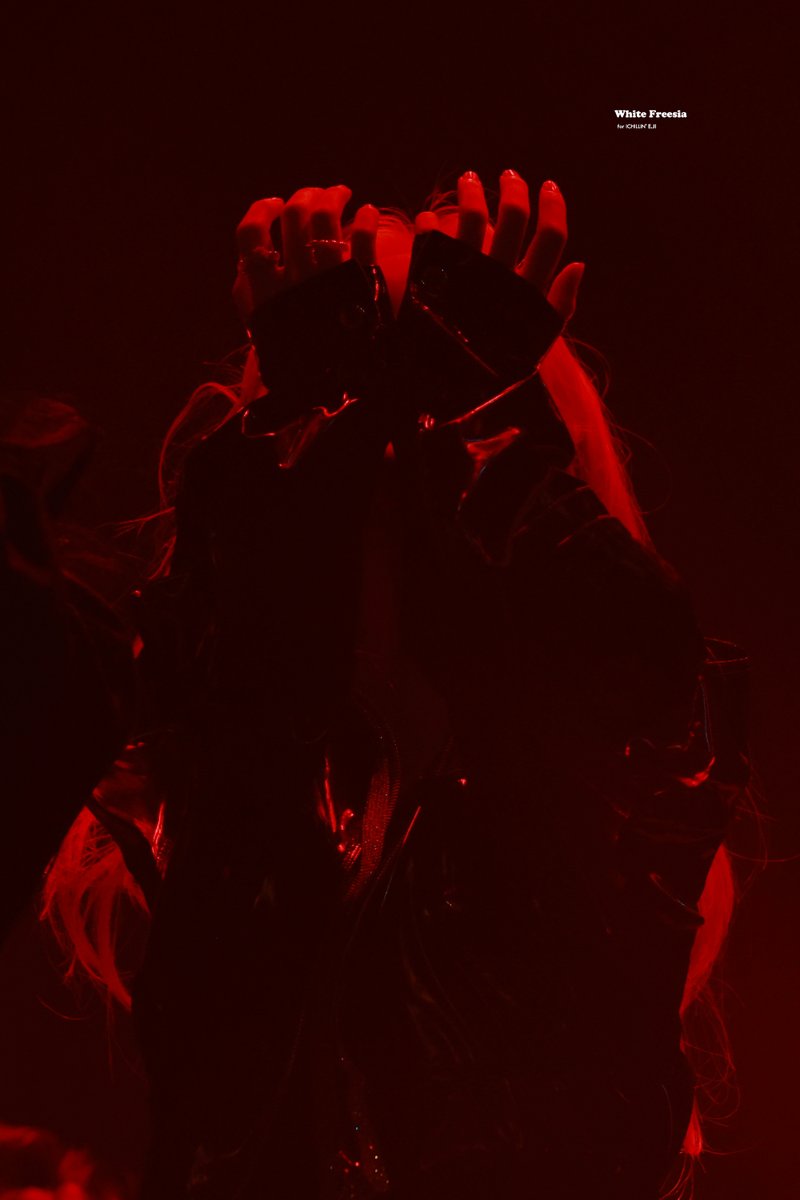 221216 HQ
조명이 없어도 짱아이돌은 지지않아

#지원바라기
#아이칠린 #ICHILLIN #이지 #E_Ji 
<a href="/ichillin_km/">ICHILLIN' OFFICIAL</a>