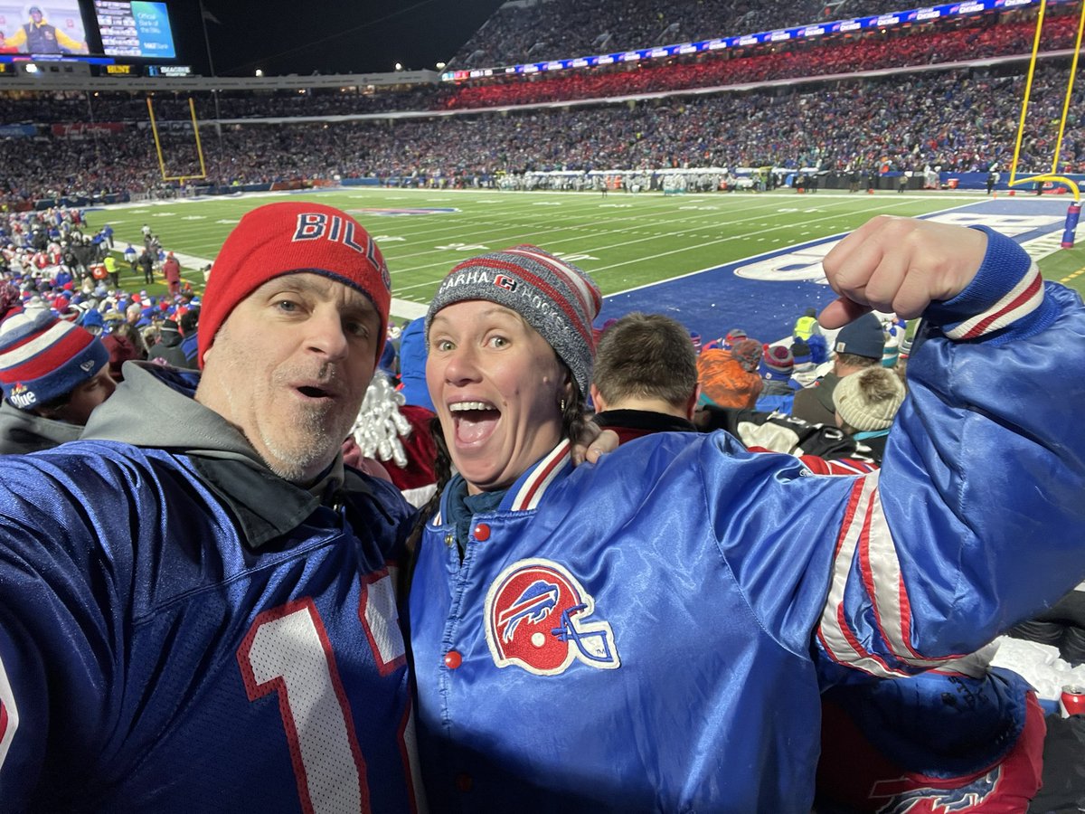DowlingClan's tweet photo. LETS GO BUFFALO!  @CashApp @BuffaloBills https://t.co/Lur4hD1LRb