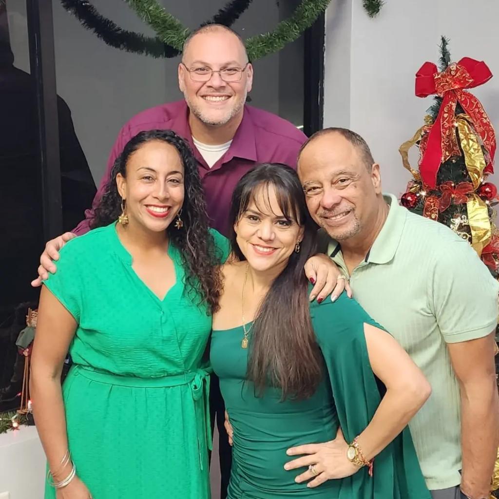 XtremeLPTrealty's tweet photo. Celebrating the most wonderful time of the year with the Xtreme Family. Thank you all so much for coming❤️ 
We just gotta say Thank You Lord! 
Merry Christmas 🎅 Happy Hanukkah 🕎 everyone. 

 #BeXtreme ! #merrychristmas #happyholidays #bextreme #xtremerealty https://t.co/FbPU8mEZtU