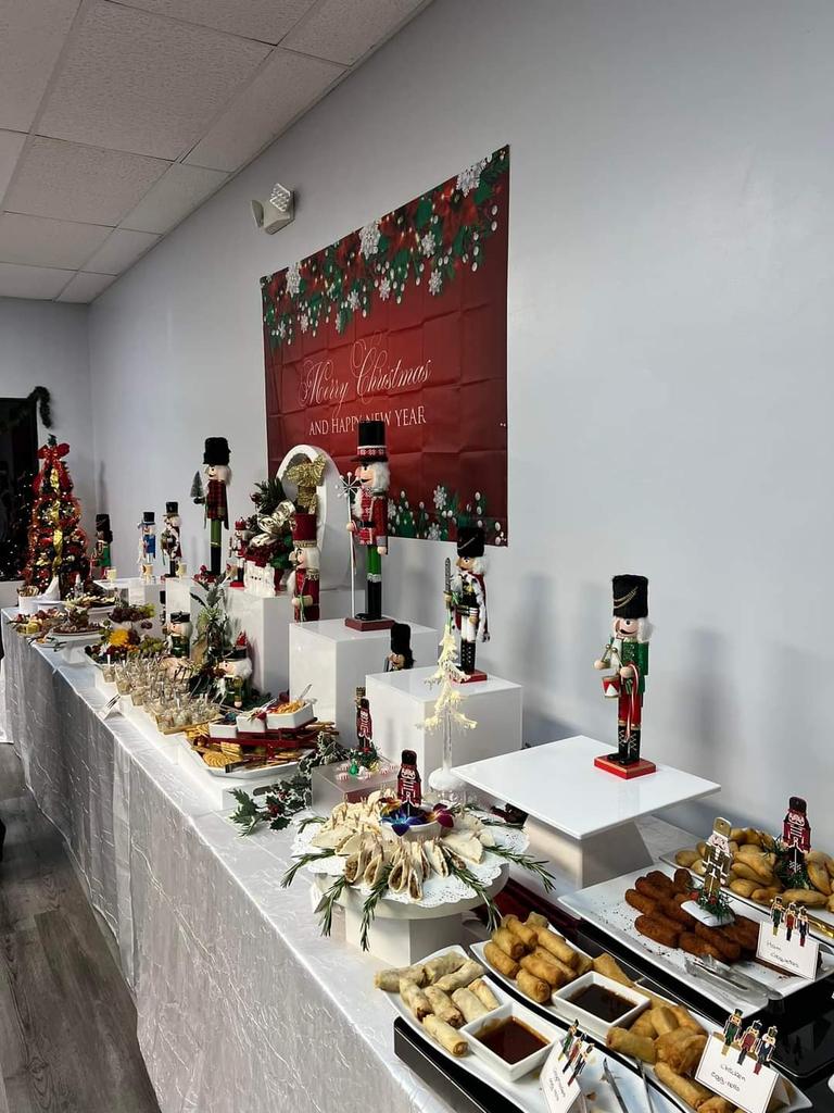 XtremeLPTrealty's tweet photo. Celebrating the most wonderful time of the year with the Xtreme Family. Thank you all so much for coming❤️ 
We just gotta say Thank You Lord! 
Merry Christmas 🎅 Happy Hanukkah 🕎 everyone. 

 #BeXtreme ! #merrychristmas #happyholidays #bextreme #xtremerealty https://t.co/FbPU8mEZtU