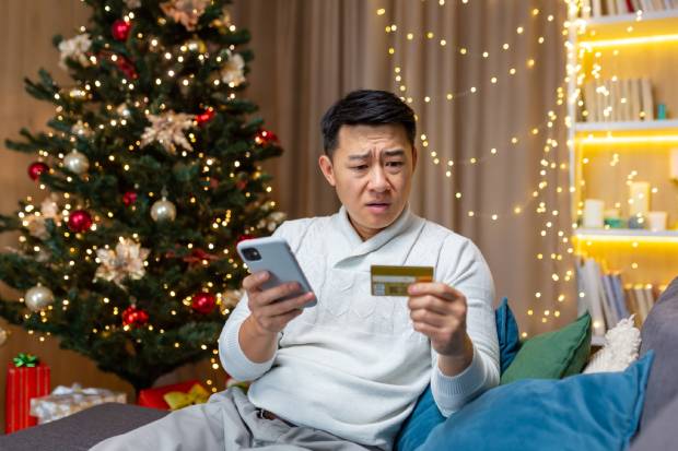 discoduro's tweet photo. ✔︎ 🟡 Seis consejos de ciberseguridad para evitar estafas con las compras online estas navidades https://t.co/8b0oWajpoo #Bancario #eComercio #Online Dale ♥️ abre el link Sigue leyendo... https://t.co/2yG8rU879d Dale ♥️ abre el link https://t.co/ppcfd3o7hP