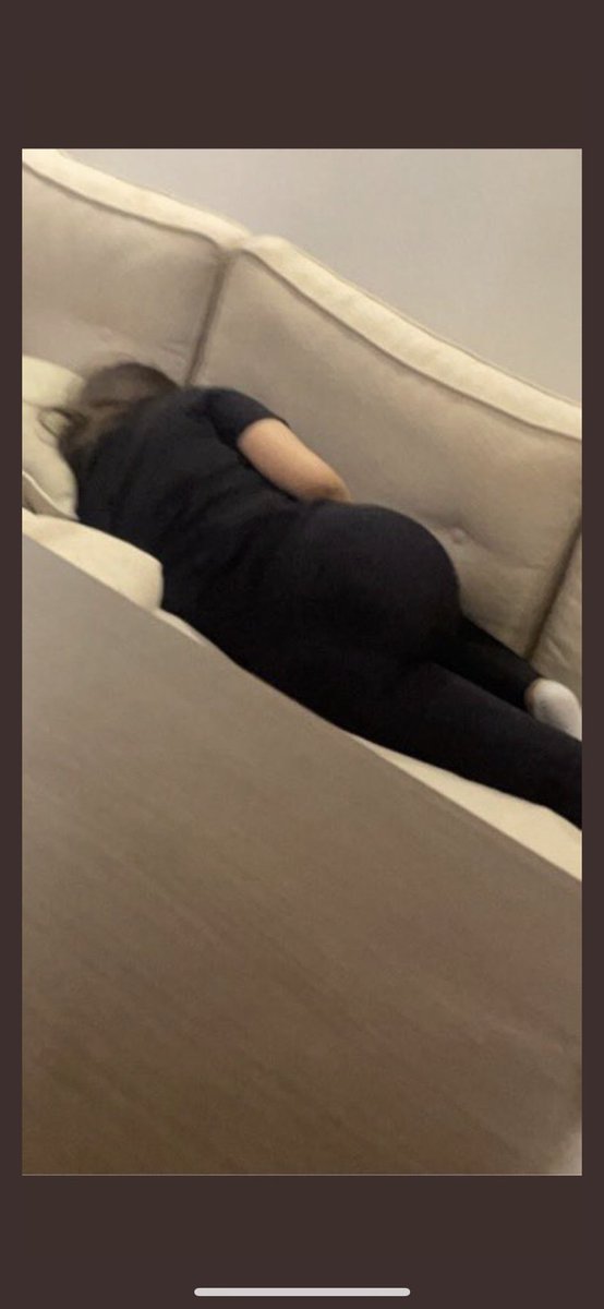 izzq3ug's tweet photo. مين يبي ينيك حسناء معي ؟ https://t.co/hSl6XU1eWn