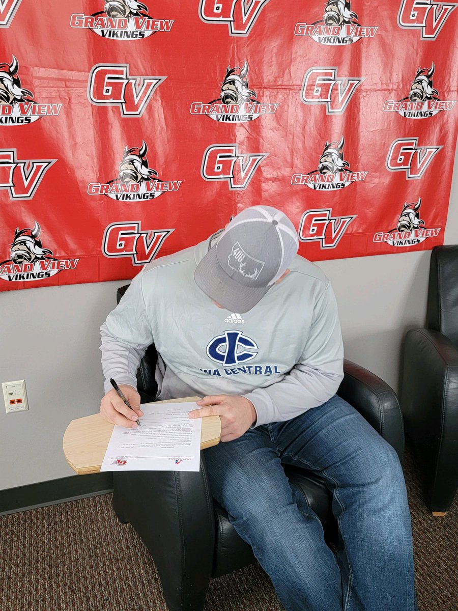 Matthew Cole Kauffman tweet media