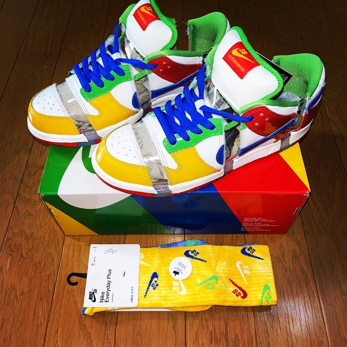 sneakermafia777's tweet photo. Nike SB Dunk Low Sandy GOT'EM👟✨
@nike @nikesb 👑
#nikesb
#dunklow
#sandybodecker
#still
#SNKRSKickCheck #snkrskickcheckjp #yesnike #inmyjs
#kickstagram #igkicks #igsneaker #snkrpic
#sneakerhead #sneakergram #kickstagram https://t.co/hiR3SDIohD