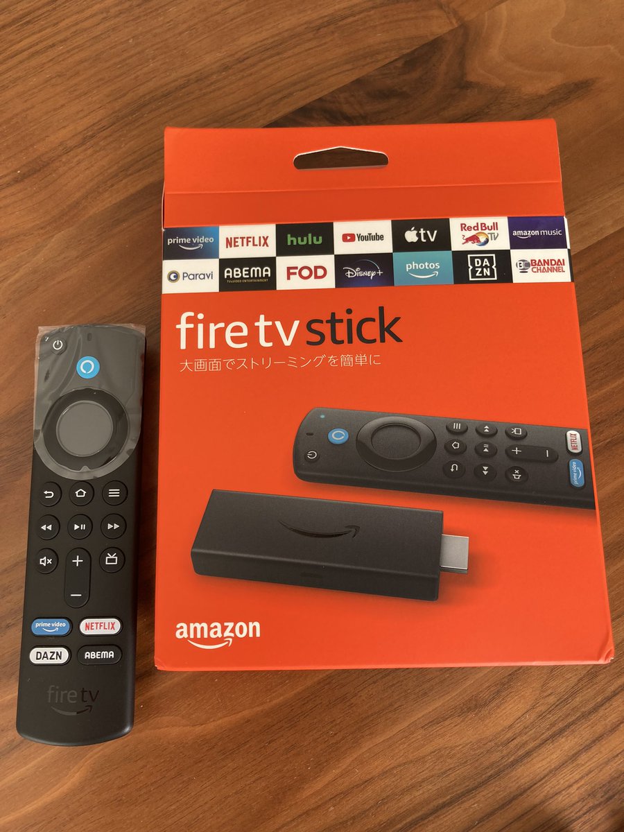 hidetanidesu's tweet photo. 家のテレビのカスタマイズ性が無さすぎて買ってみた、使い方は一切知らない😇

#firetvstick https://t.co/tCy4zhODsE