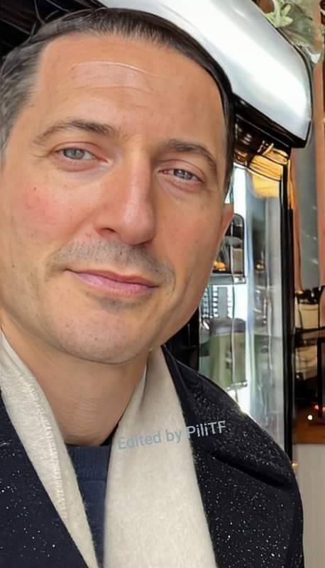 PiliTF's tweet photo. #SashaRoiz #mrsasharoiz on Instagram Stories
Montreal, Quebec
December 2022
#picedited https://t.co/CuN7uXEokY