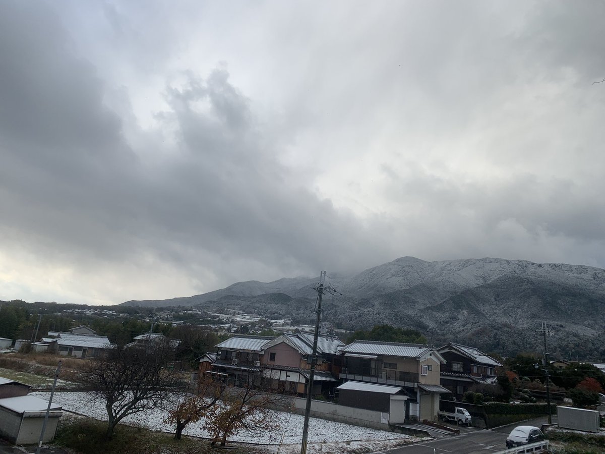 rna0331's tweet photo. 寒いなーおもたら https://t.co/9yLcwG0y5n