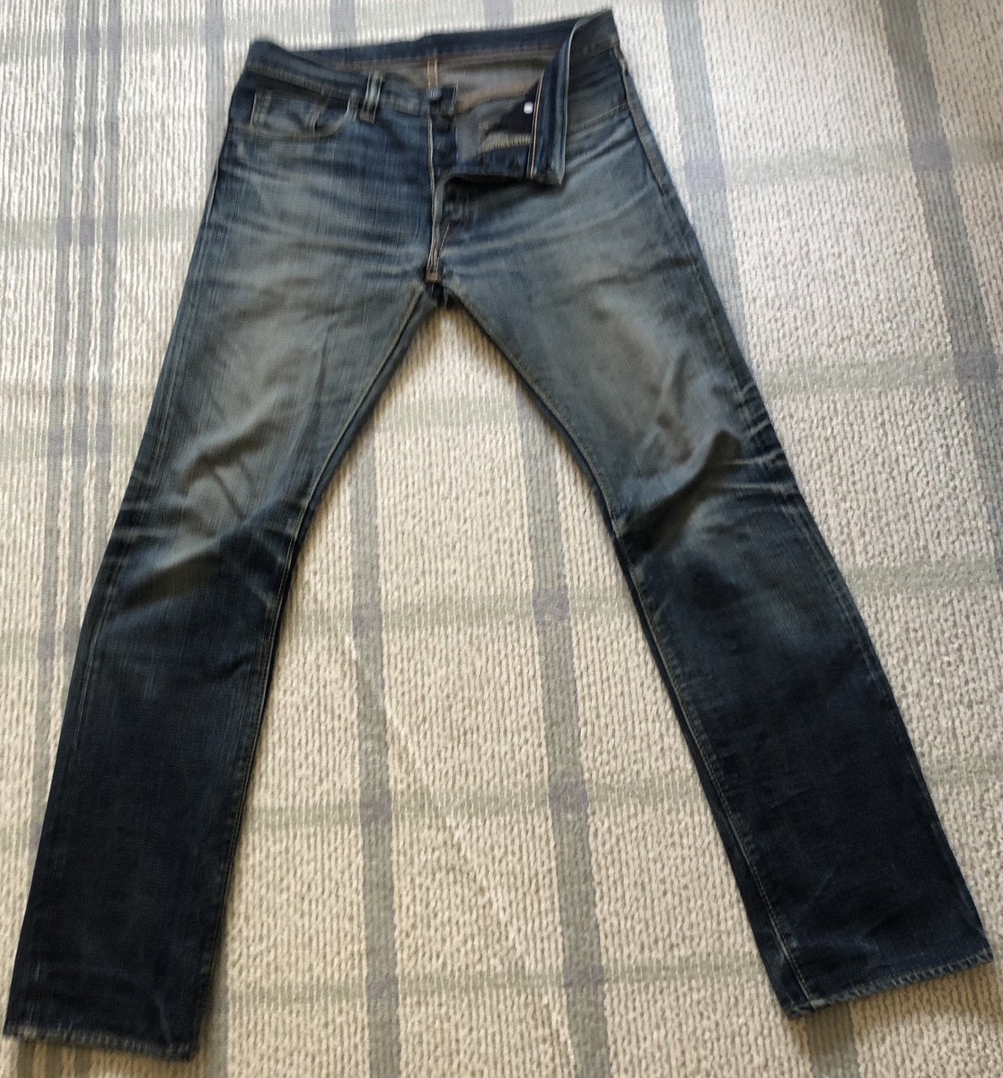 SOD94384651's tweet photo. LOTTERY CLOTHINGジーンズ
モニター応募しました。
私なりの色落ち目指します‼️
pure blue japan
XX-011  13.5oz
テーパードスリム
10年前に購入し今でも履いています👍
ダメージもなくいい感じで
色落ちしています😄
#小栗洋品店ジーンズモニター募集
#purebluejapan
#ピュアブルージャパン https://t.co/YhUGfxvgB2