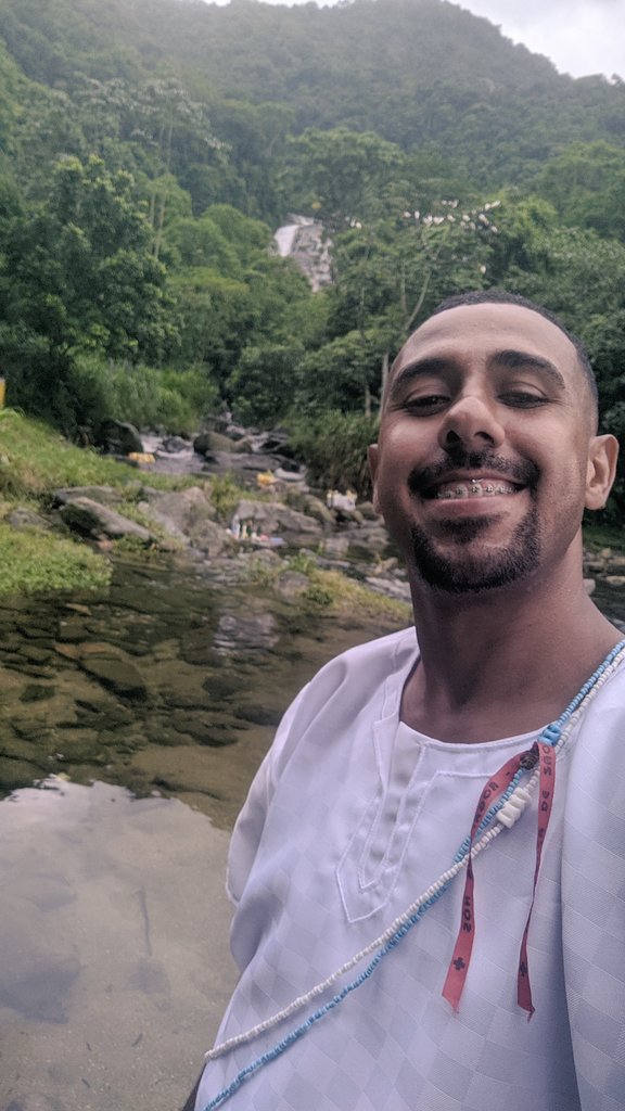 CRVGNemziinho's tweet photo. 🏹🙏🏾🪞
#cachoeira
#Iabas https://t.co/j0EGIuvyvz