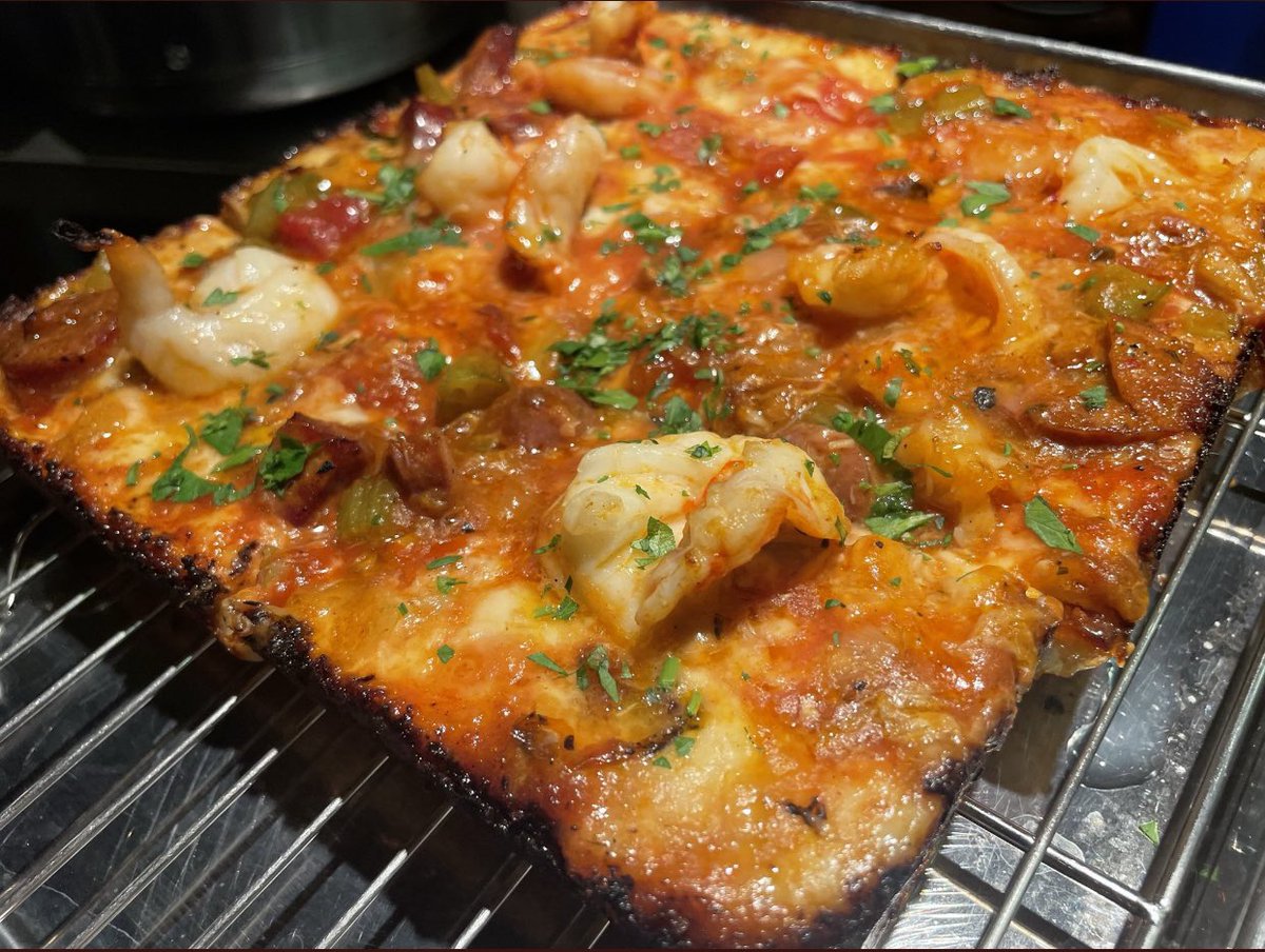 Sunset Squares Pizza tweet media