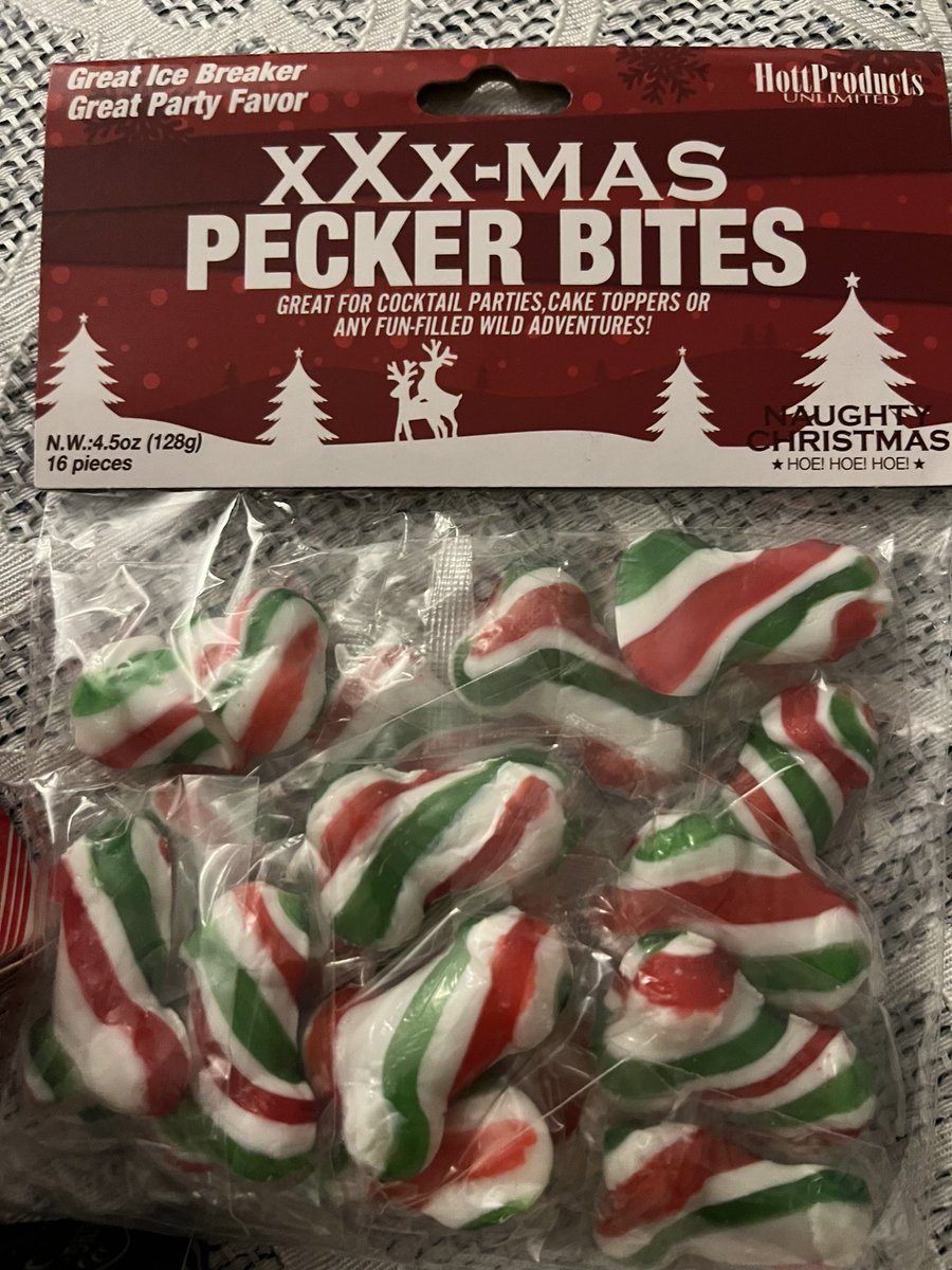 KayleighMichael's tweet photo. Sex Shop Finds ♥️😈 #TisTheSeason #ImThatFriend #EveryoneGetsADick https://t.co/rAiF1bcAoM