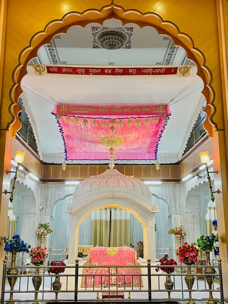 subhnavdeep's tweet photo. ਜਿਸਕਾ ਕਾਰਜੁ ਤਿਨਹੀ ਕੀਆ ਮਾਣਸੁ ਕਿਆ ਵੇਚਾਰਾ ਰਾਮ ॥ 
ਭਗਤ ਸੋਹਨਿ ਹਰਿ ਕੇ ਗੁਣ ਗਾਵਹਿ ਸਦਾ ਕਰਹਿ ਜੈਕਾਰਾ ਰਾਮ ॥

#ਧੰਨ_ਧੰਨ_ਸ੍ਰੀ_ਗੁਰੂ_ਹਰਿਗੋਬਿੰਦ_ਸਾਹਿਬ_ਜੀ https://t.co/qIsV8o76tG