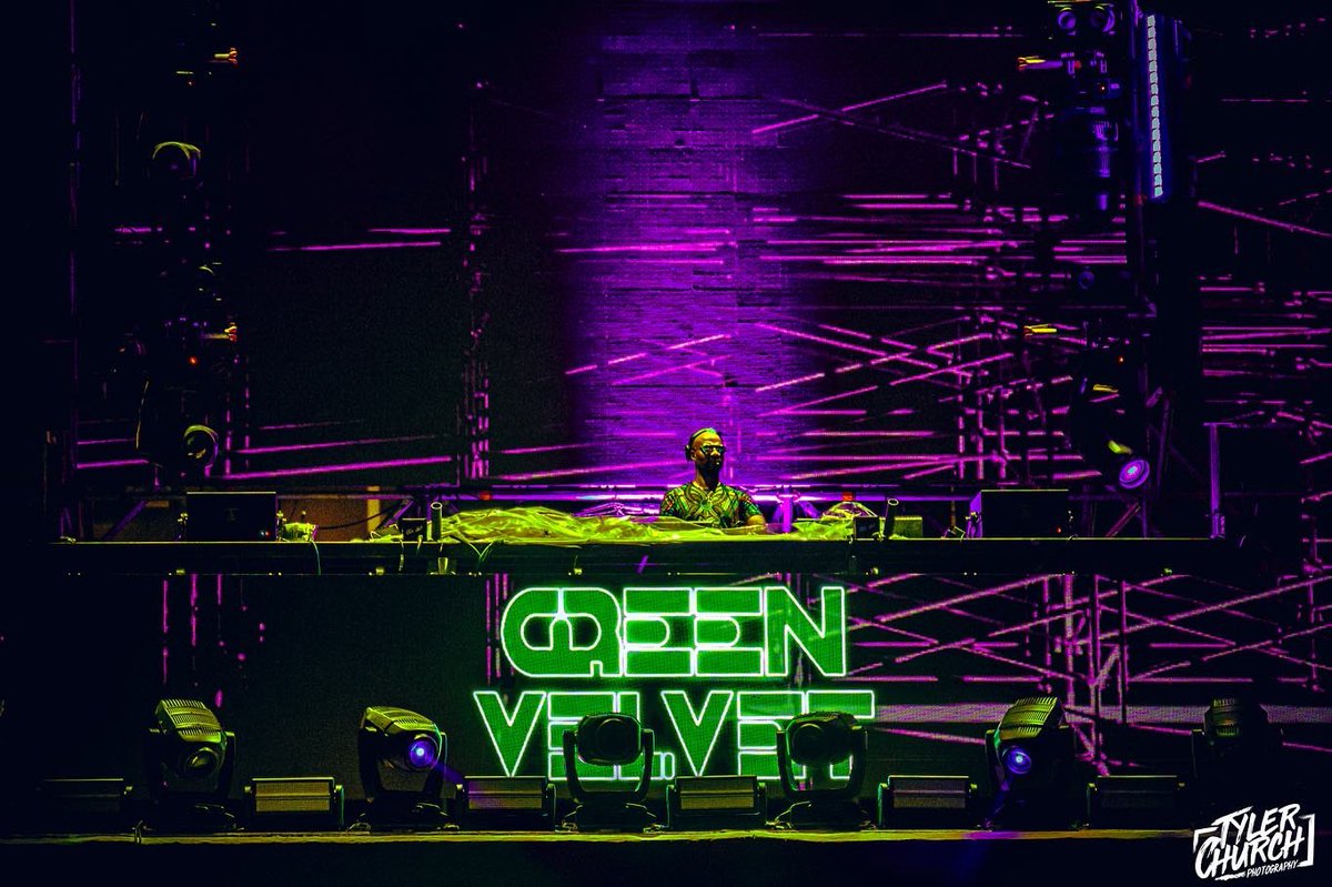 Sun SoaKed & Friend5 tweet media