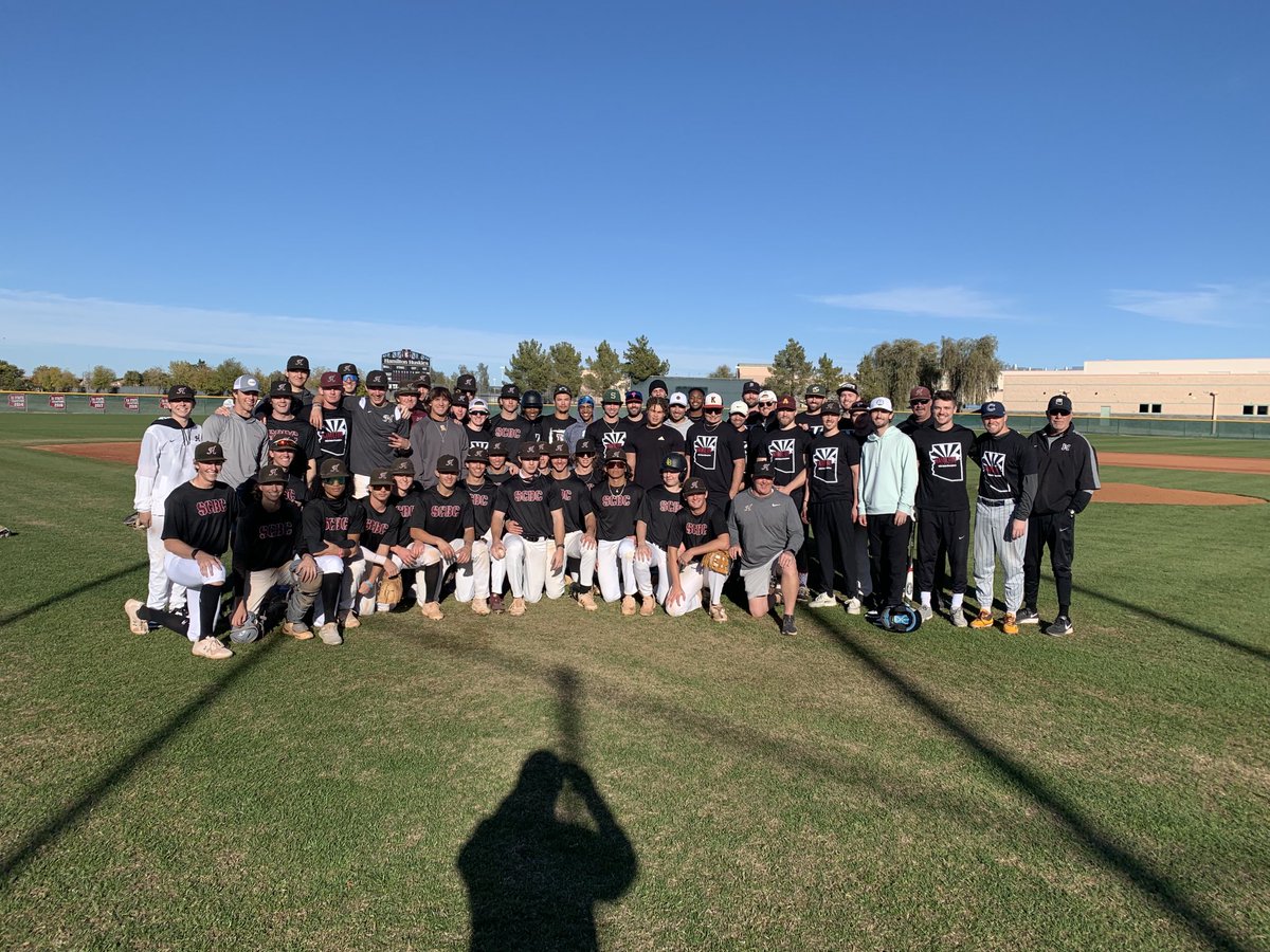 Another great day at the Husky Alumni Game. You are all part of something greater than yourselves. Thank you guys for coming ,and paying it forward .
