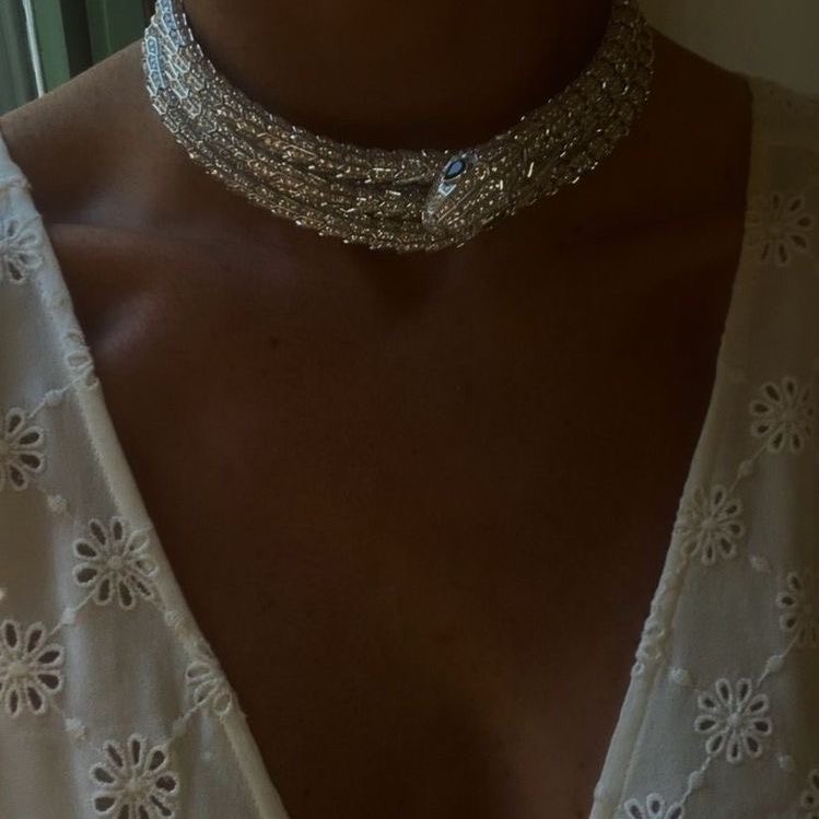 badestoutfit's tweet photo. bvlgari snake necklace https://t.co/EbV0FmuY9Q