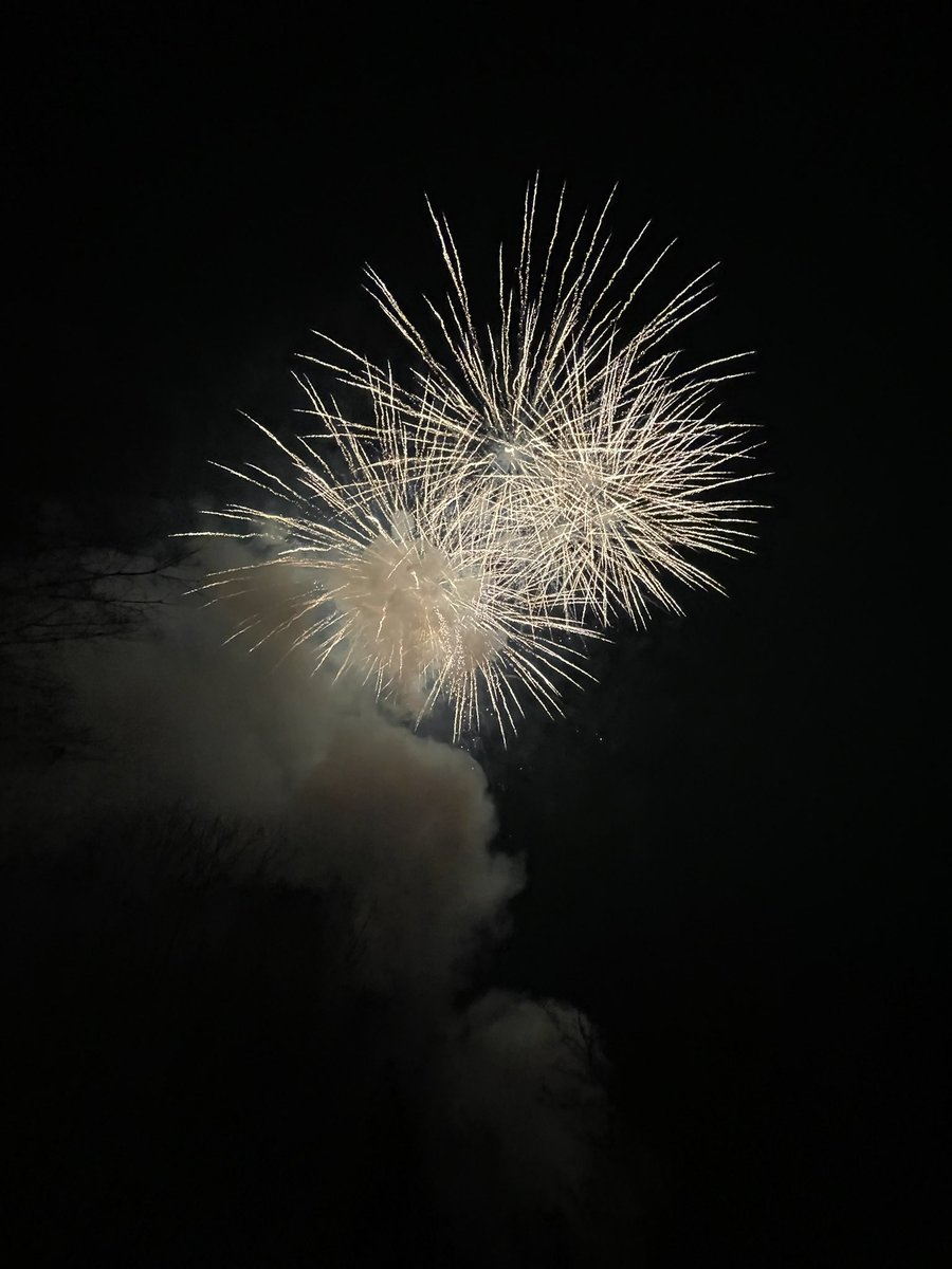 Liz Flynn (@lizwoidt23) on Twitter photo Beautiful fireworks display tonight at the Broome County Festival of Lights! 🎇 💥 🎆 <a href="/BroomeCoParks/">Broome County Parks</a> <a href="/VisitBinghamton/">Visit Binghamton</a> #OtsiningoPark Beautiful fireworks display tonight at the Broome County Festival of Lights! 🎇 💥 🎆 <a href="/BroomeCoParks/">Broome County Parks</a> <a href="/VisitBinghamton/">Visit Binghamton</a> #OtsiningoPark
