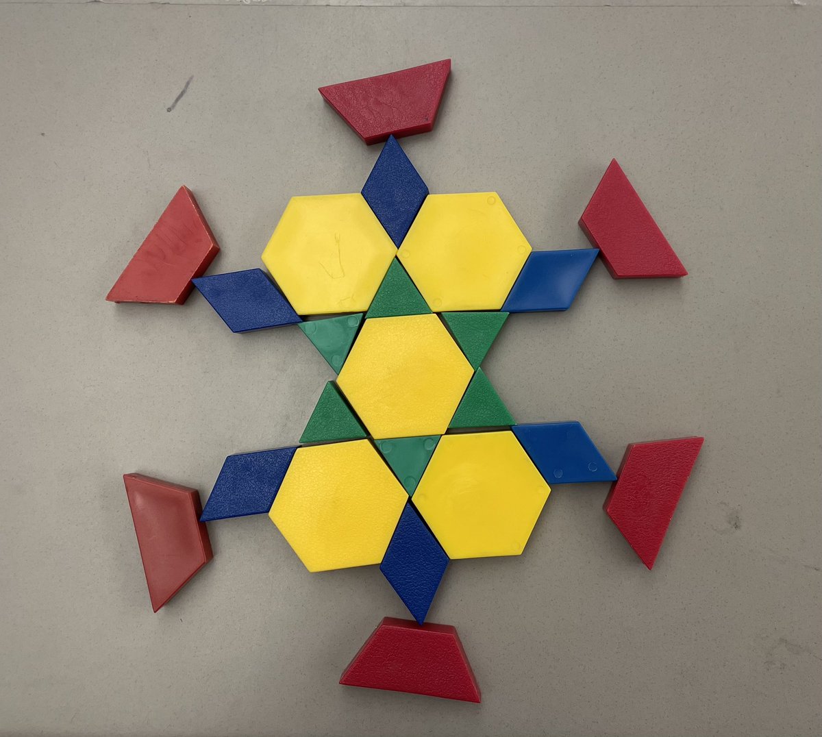 Molly Rawding tweet media