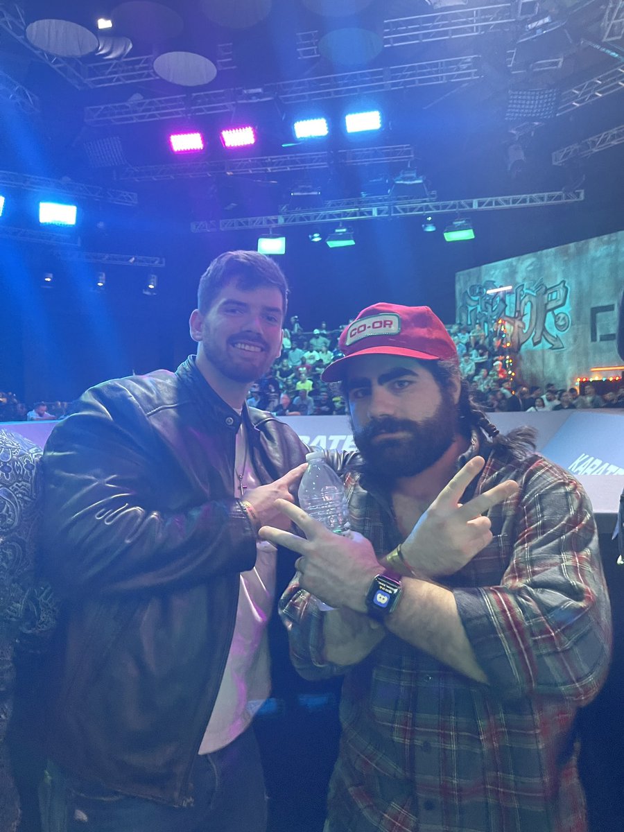 Jonathan W. (@itsunclejon) on Twitter photo At #kc37 with pro baseball player <a href="/gavinwhite22/">Gavin White</a>. Purty neat. At #kc37 with pro baseball player <a href="/gavinwhite22/">Gavin White</a>. Purty neat.