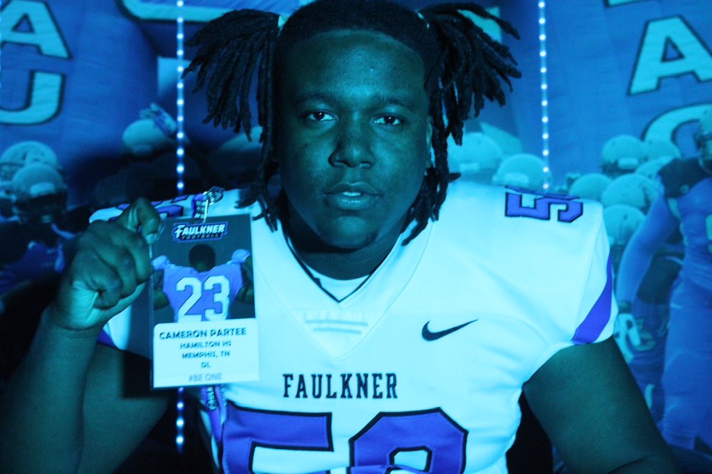 Cameron_Partee1's tweet image. After a great visit and conversation with @CoachJoshEv18 I’m blessed to receive my First  official offer from Faulkner University💙🤍 @FaulknerFTBL @BlaineLKMiller @jerel_blanchard @coach_marlo @IAMHUFFBOOGIE @jblanchard48 @HHSWILDCATS901