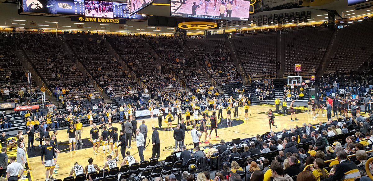 Mike Hlas tweet media