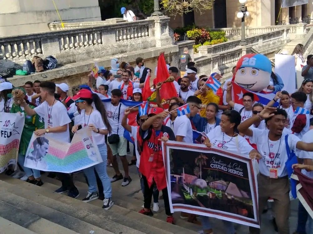 elsa_ena's tweet photo. Ya estamos en Congreso. #10moCongresoFeu #CubaEduca @PresidenciaCuba @DiazCanelB @MMarreroCruz @JorgeLuisPerd20 https://t.co/Vy9d6uxmCW
