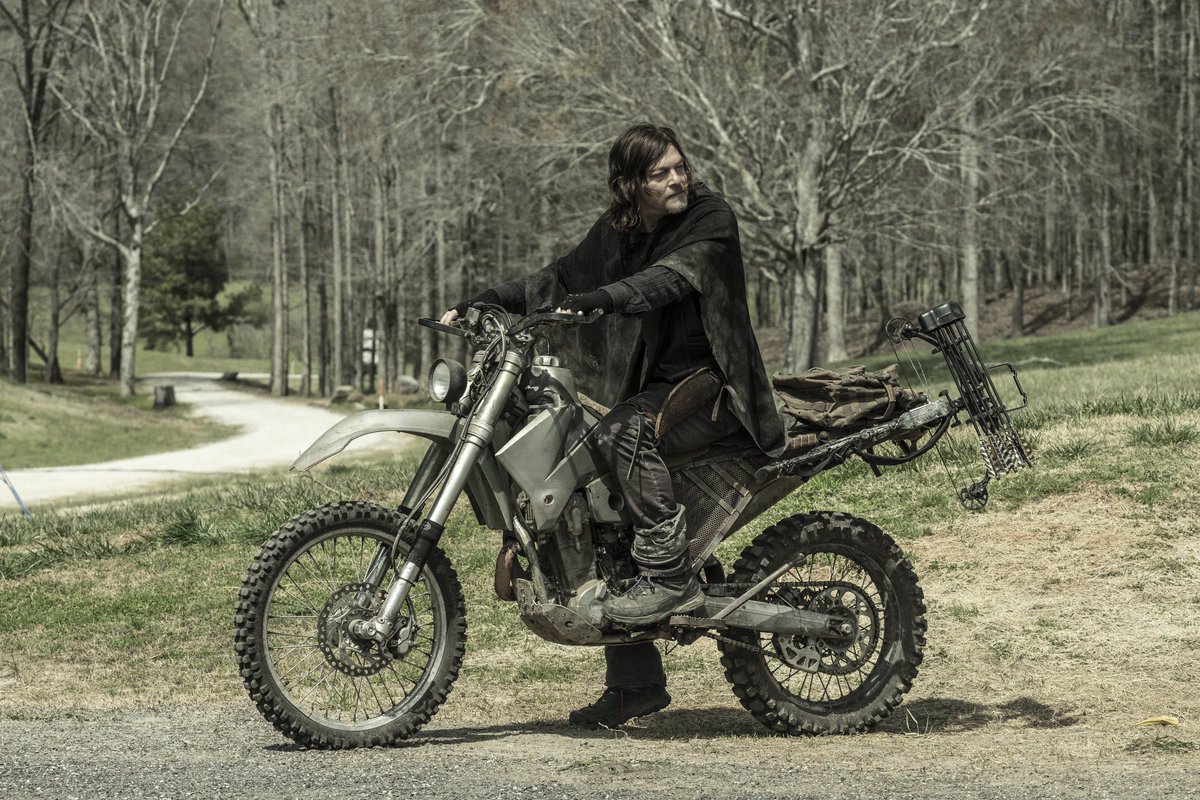 _jabr2's tweet photo. بعد ١١ سنه .. انتهت الحكاية للأبد💔 #TheWalkingDead https://t.co/sBRXR3LbuB