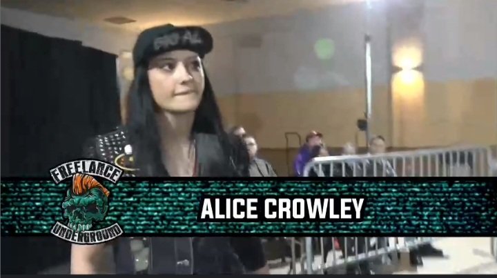 NVhowlingWolves's tweet photo. #FUFinal Triple Threat Match
@kayla_kassidy v @LaynieLuck v
@AliceCrowley19
Big AL in the House!!!
Watch on 📺 @indiewrestling
📸 @FreelanceUndrgd https://t.co/YP1UKxxFc9