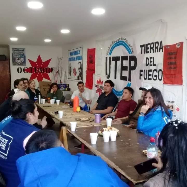 BarriosDePieTDF's tweet photo. RIO GRANDE
ASAMBLEA DE REFERENTXS DE UTEP TDF SITUACIÓN DEL POTENCIAR Y PASOS A SEGUIR EN LA LUCHA DE NUESTROS DERECHOS. #UTEPTDF https://t.co/2oV6u6Yfof