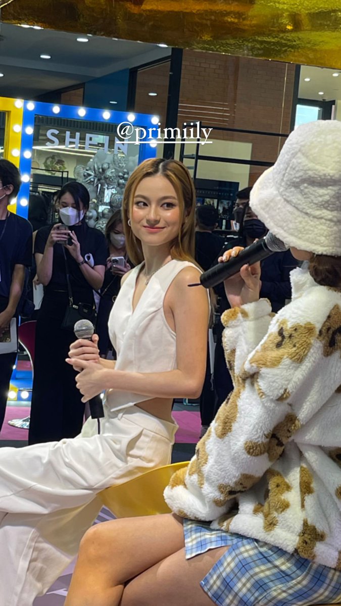 primiilyclub_id's tweet photo. Can't moving on from this most beautiful girl, Prim Chanikarn 💖😘
Cr: fewkymathfunclub
#SHEINxPRIM #SHEINthnewyear #SHEINth #primiily #ลูกหมีของพรีม https://t.co/PDRYnOILb5