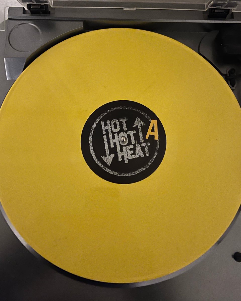 #nowspinning <a href="/HotHotHeat/">HOT HOT HEAT</a>’s album “Makeup the Breakdown”. What’s your favorite song on the album? Mine has to be “Oh Goddammit” but the whole album is insanely good.