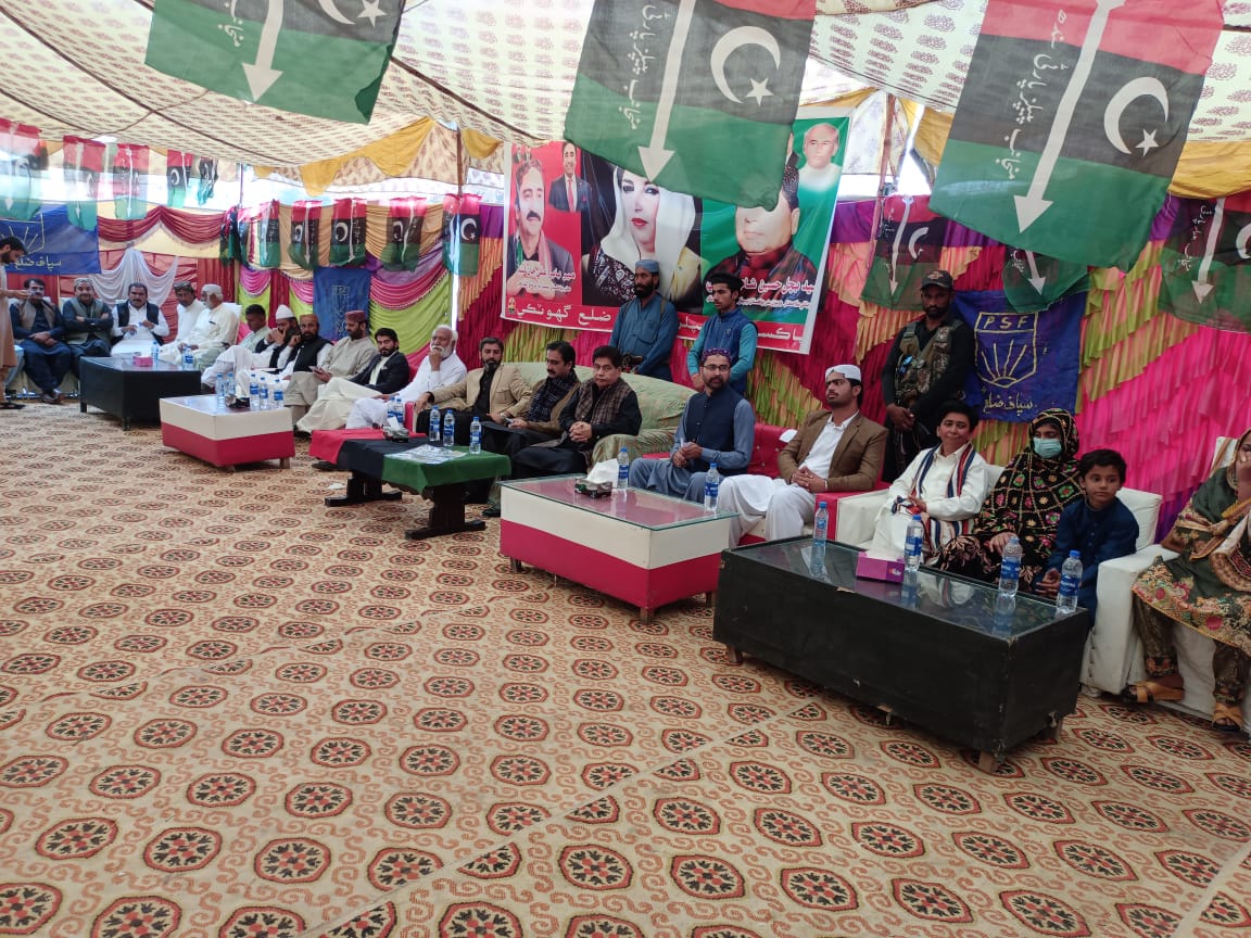 SajjadBhutto_'s tweet photo. PPP District Ghotki Executive Committee meeting regarding 15Th death anniversary of SMBB. Chaired by District President PPP Ghotki @MirBabarLoond and Divisional President PPP Sukkur and special assistant Cm Sindh Syed Bachal Shah Jillani specially participated. https://t.co/4gEA9oxmZ2