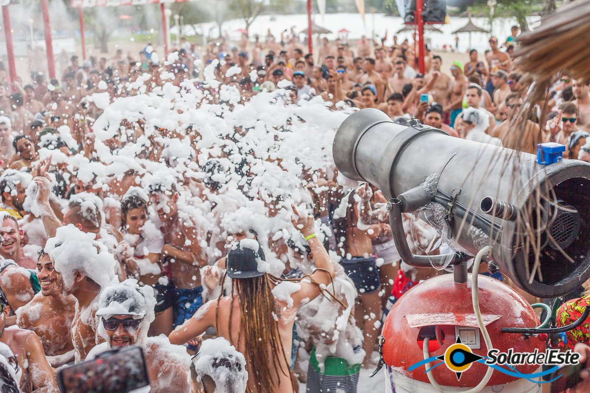 SolardelEste's tweet photo. 🤩 FALTAN muy pocos días para Vivír #ModoSolar 🚀 Te Esperamos desde este 2 de enero ! #temporada2023
#SolardelEste #Happy #Playa #Gualeguaychú
Si buscas info de como comprar los pasaportes ? fechas de carnaval y tarifas ? entra en https://t.co/JU4xwI5tIW https://t.co/Nf5YgiirwP