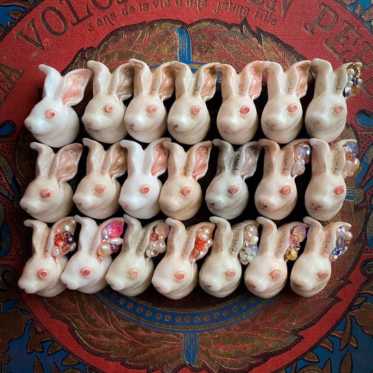 THE_END_LAND's tweet image. godog.thebase.in

プレビュー開始しました🐇
本日22:00にカートオープンします。
20%OFFになるのでBASEクーポン是非ご利用ください🎄

クーポンコード【base10xmas】

 #BASEクリスマス2022