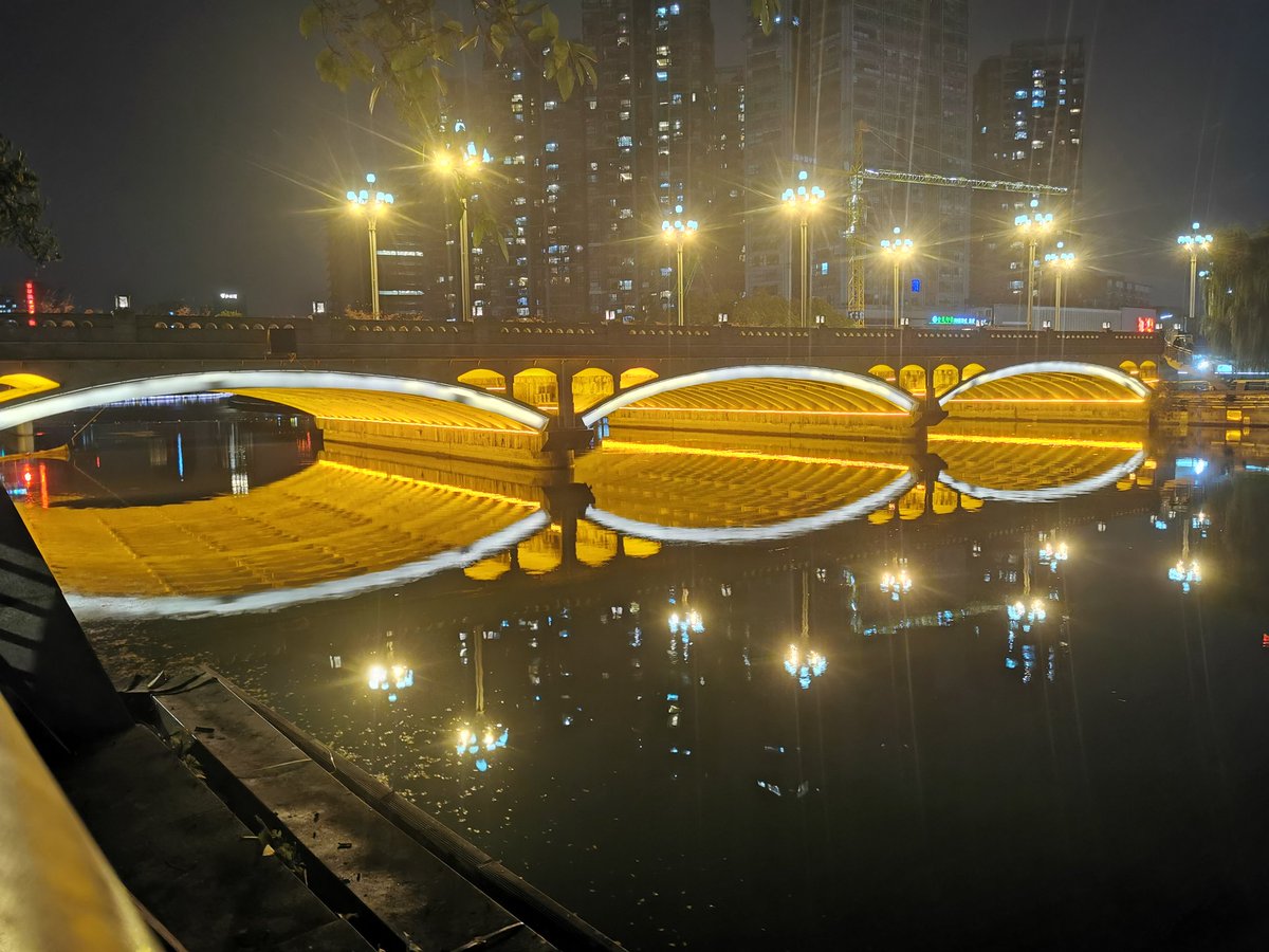 valca14's tweet image. 