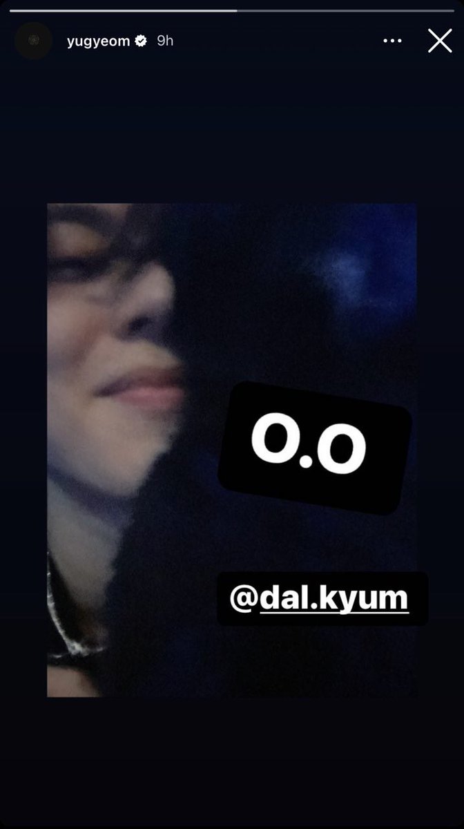 GOT7INC_2's tweet photo. @GOT7 @GOTYJ_Ars_Vita @yugyeom @YOUNGJAExArs Coco shares the GOT7⃣PET thread spotlight today with #Dalkyum today 💚

We 𝒔𝒘𝒆𝒂𝒓 Dal 𝑰𝑺 in this picture...or at least @yugyeom said so 😅

📷 from #Yugyeom's IG story on Dec 18th

#유겸 @GOT7 
🍀 https://t.co/AzKcVdyRUZ