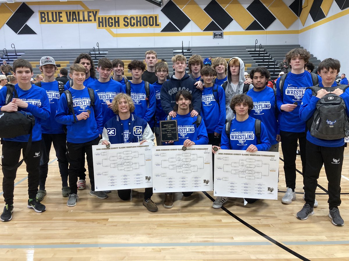 GEwrestling's tweet photo. Another wild weekend on the mats. 6 JV champs at Leavenworth. 3 ladies made the podium at the Ladycat Classic &amp; the boys finished runner up out of 27 teams at the Johnson county classic with 3 champs. 4 finalists &amp; 3 others on the podium. It was a full team effort this weekend! https://t.co/9r9W07Lj6J