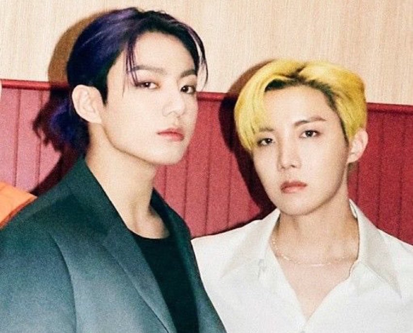 olivia 🎶🍷 tweet media