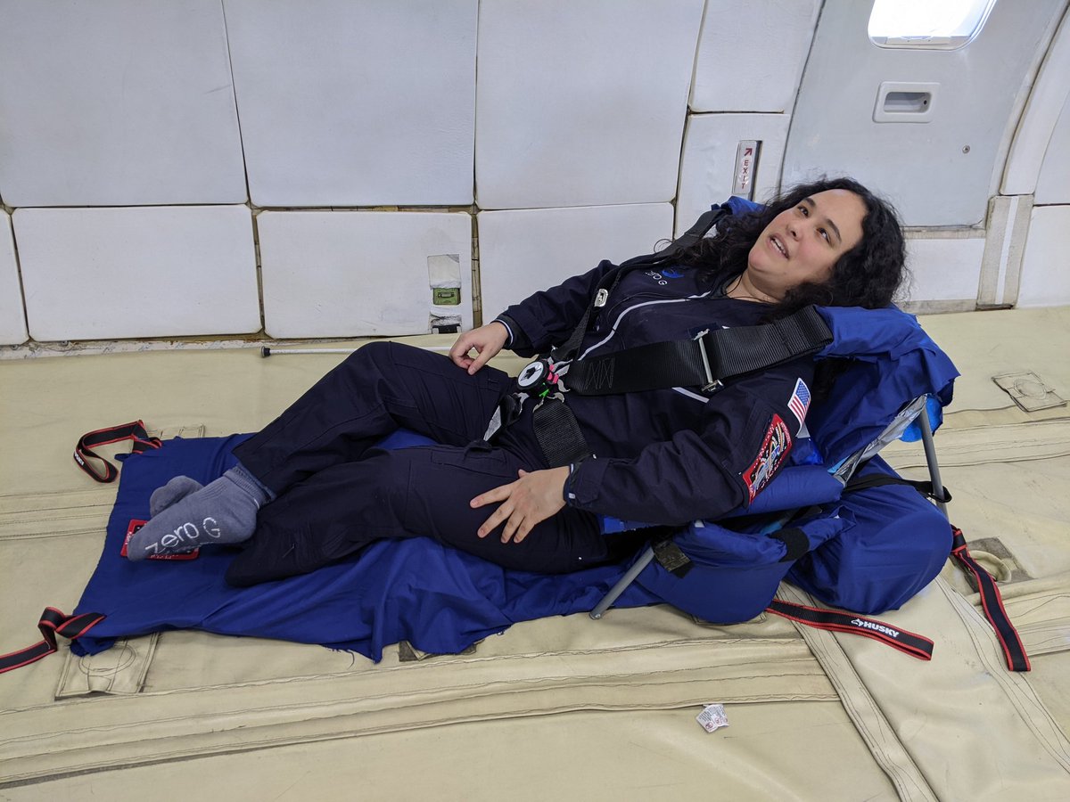 Sarah Gomez 💫 tweet media