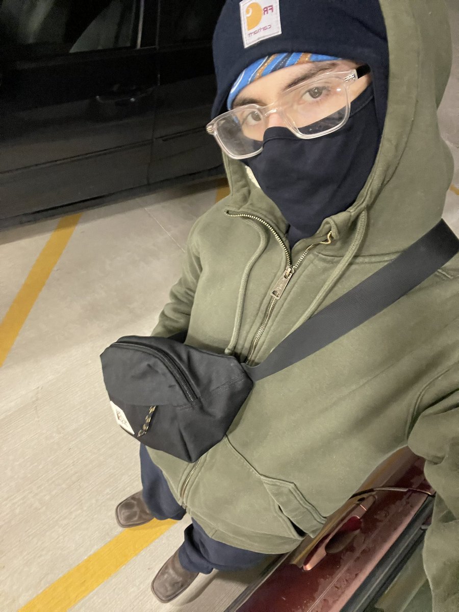 jakeman911's tweet photo. like a schizo, i keep hearing the bag talk https://t.co/UiB3B8j0Lx