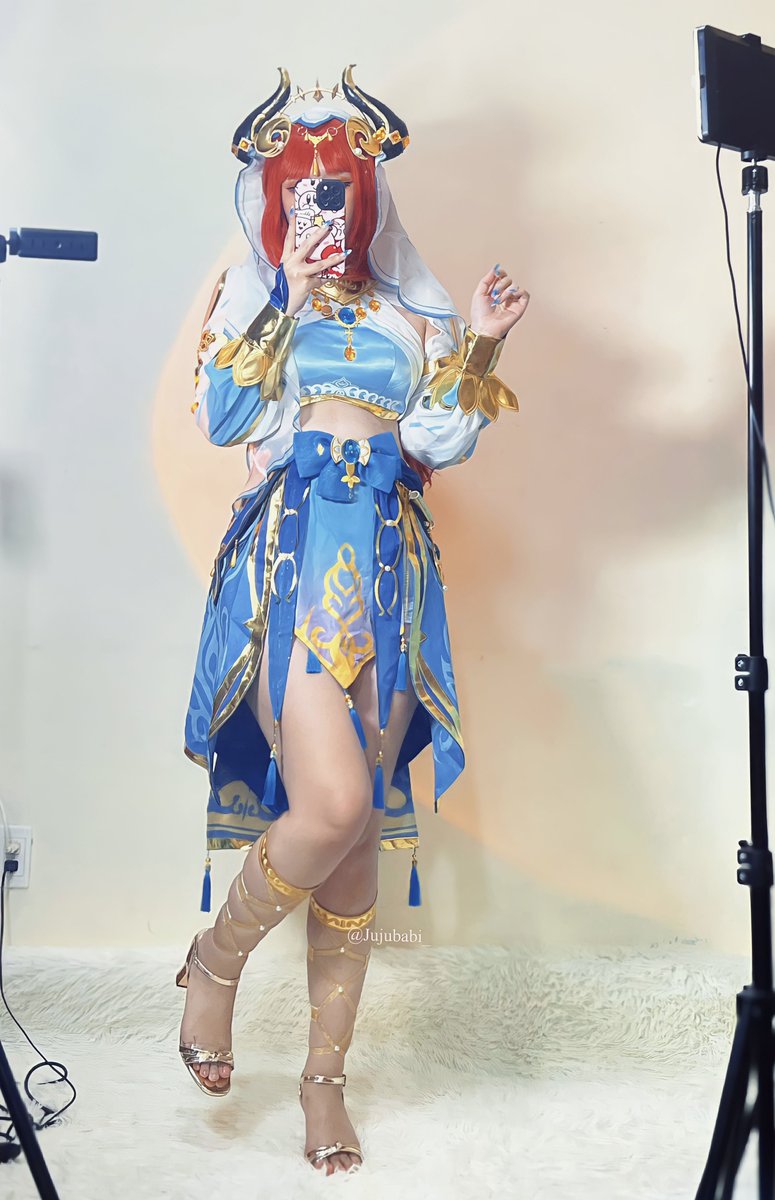 juubiisan's tweet photo. Try-on my Nilou costume🤩
#GenshinImpact #cosplay https://t.co/aL5mtgc5f3