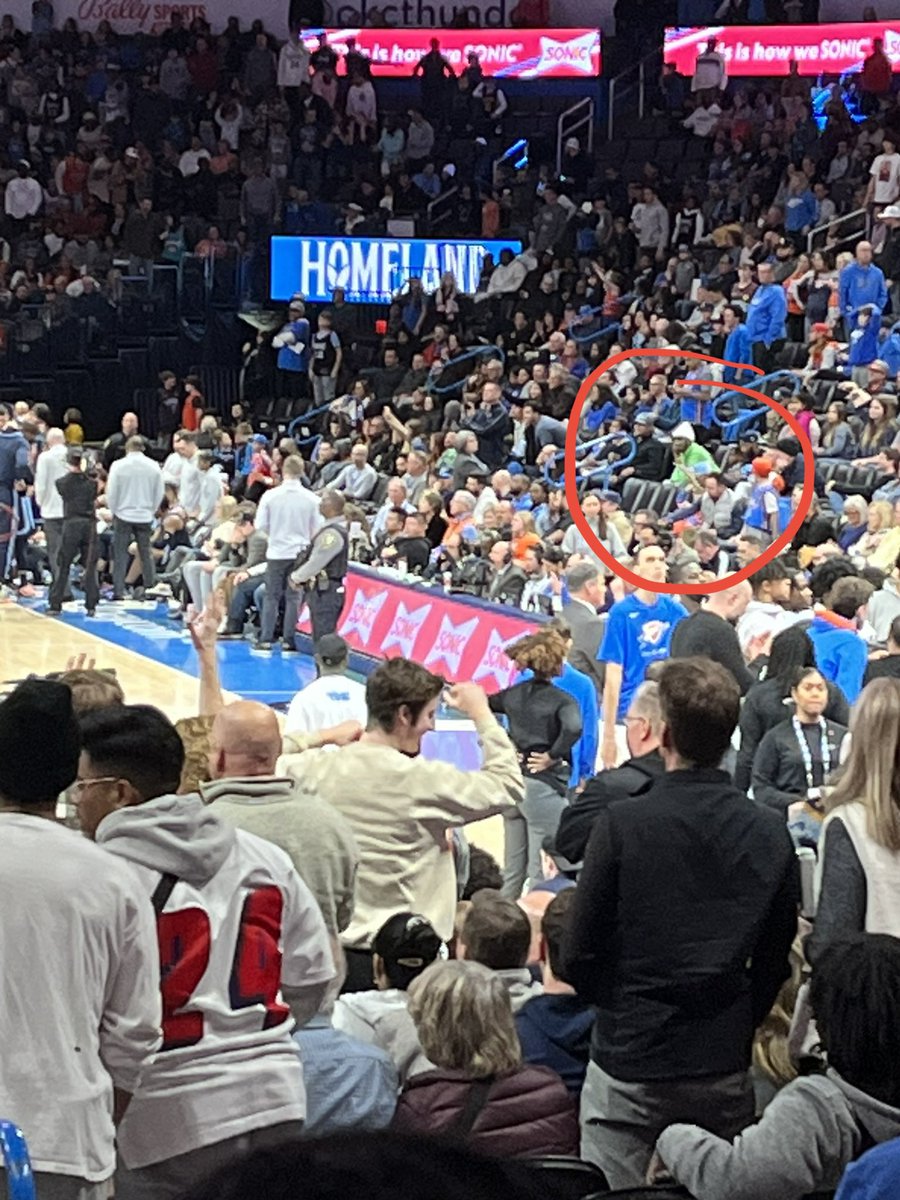 luciouslandon's tweet photo. @GabeIkard @WorldWideWob @NBAOfficial @JaMorant So he can just go in the crowd after the ejection? Doppelgänger?? https://t.co/ltqF6iyVVE