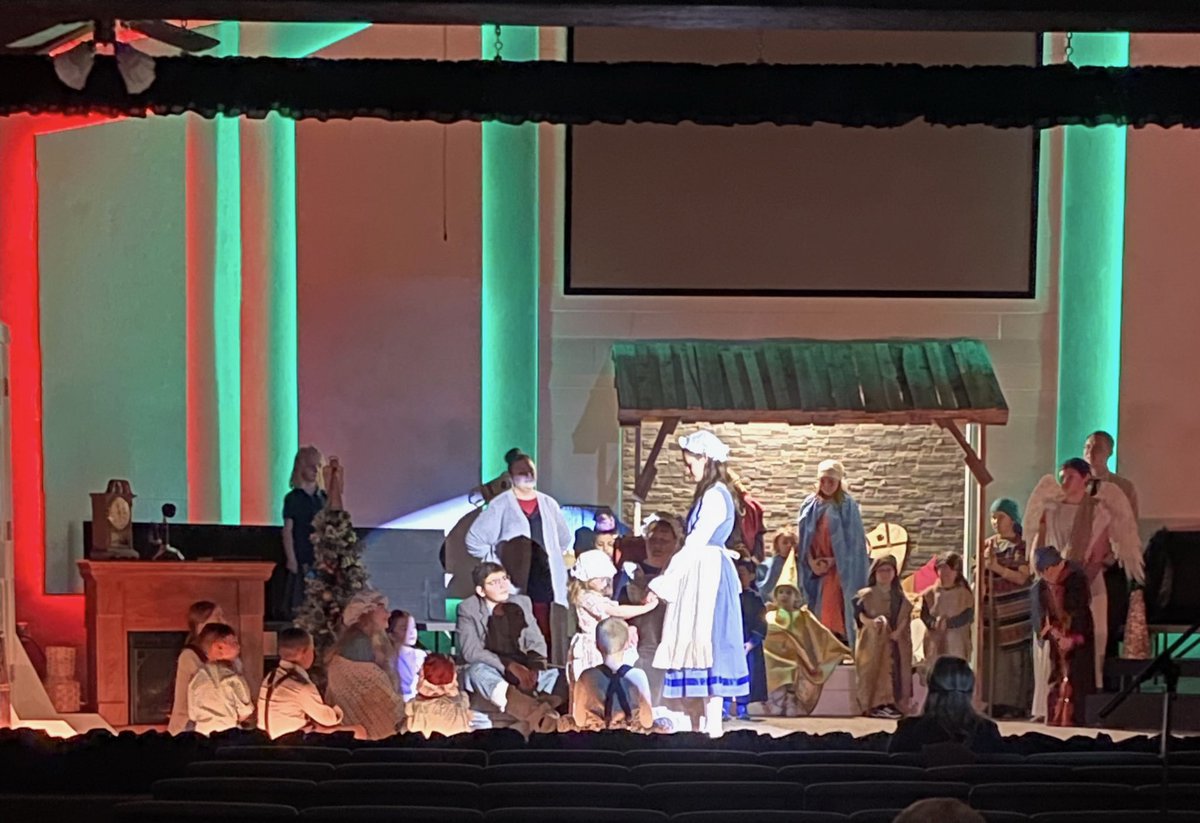 HSRee084's tweet photo. The work, practices, and preparation are done; all that’s left is to pray that the hearts of the lost are ready and willing to receive His message! Isn’t it sweet to rest in the power of His Word? #christmasplay2022 #AnOrphansHope #itsalmostSunday https://t.co/J9oMAnOghI