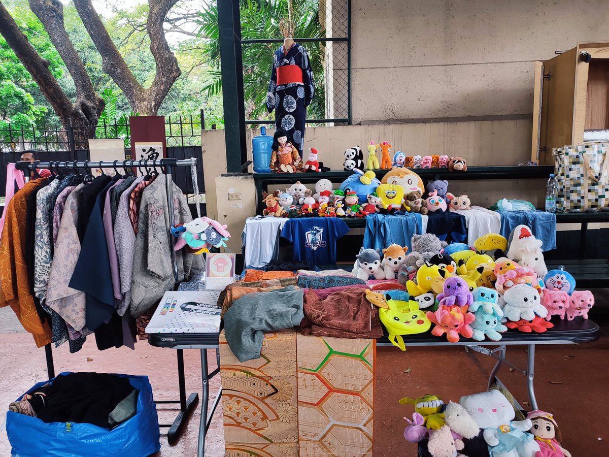 Photatographer's tweet photo. Kimono x Plushies collab with @kimonobykrystof 🤪

Visit us here at Santisimo Rosario Parish UST bazaar. https://t.co/LNlts8S8Pm