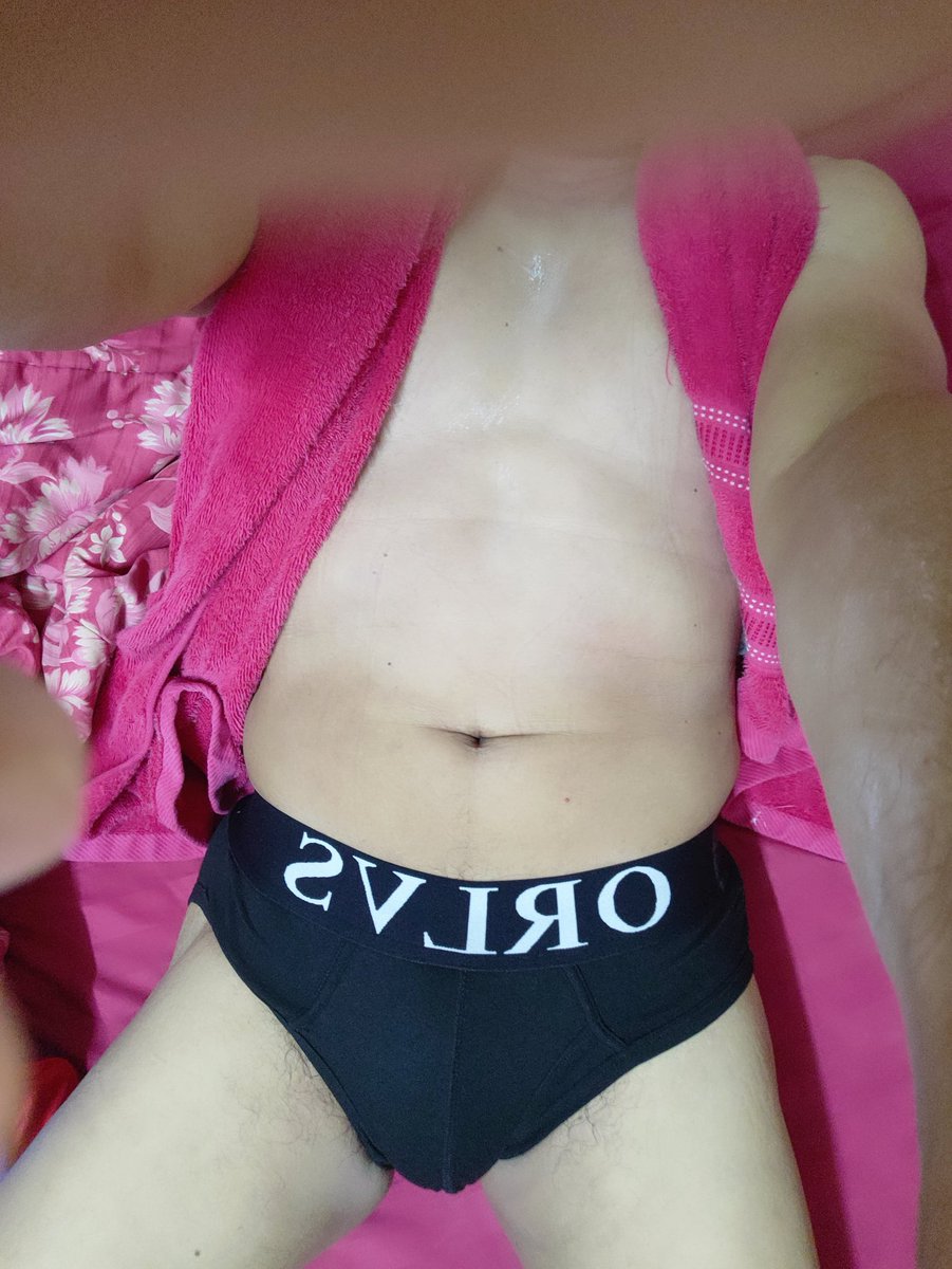 tomteem19's tweet photo. ในวันที่ฝนตก💦 https://t.co/1k6ZzwSILW